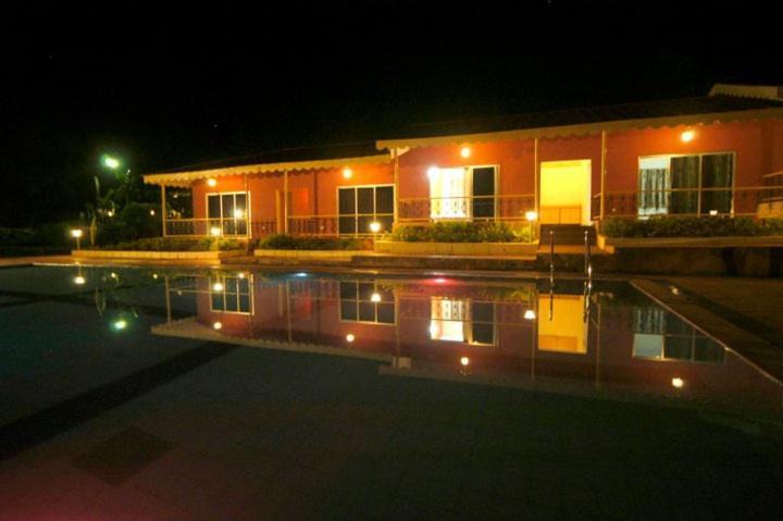 Cold Spot Village Resort Mahabaleshwar Luaran gambar
